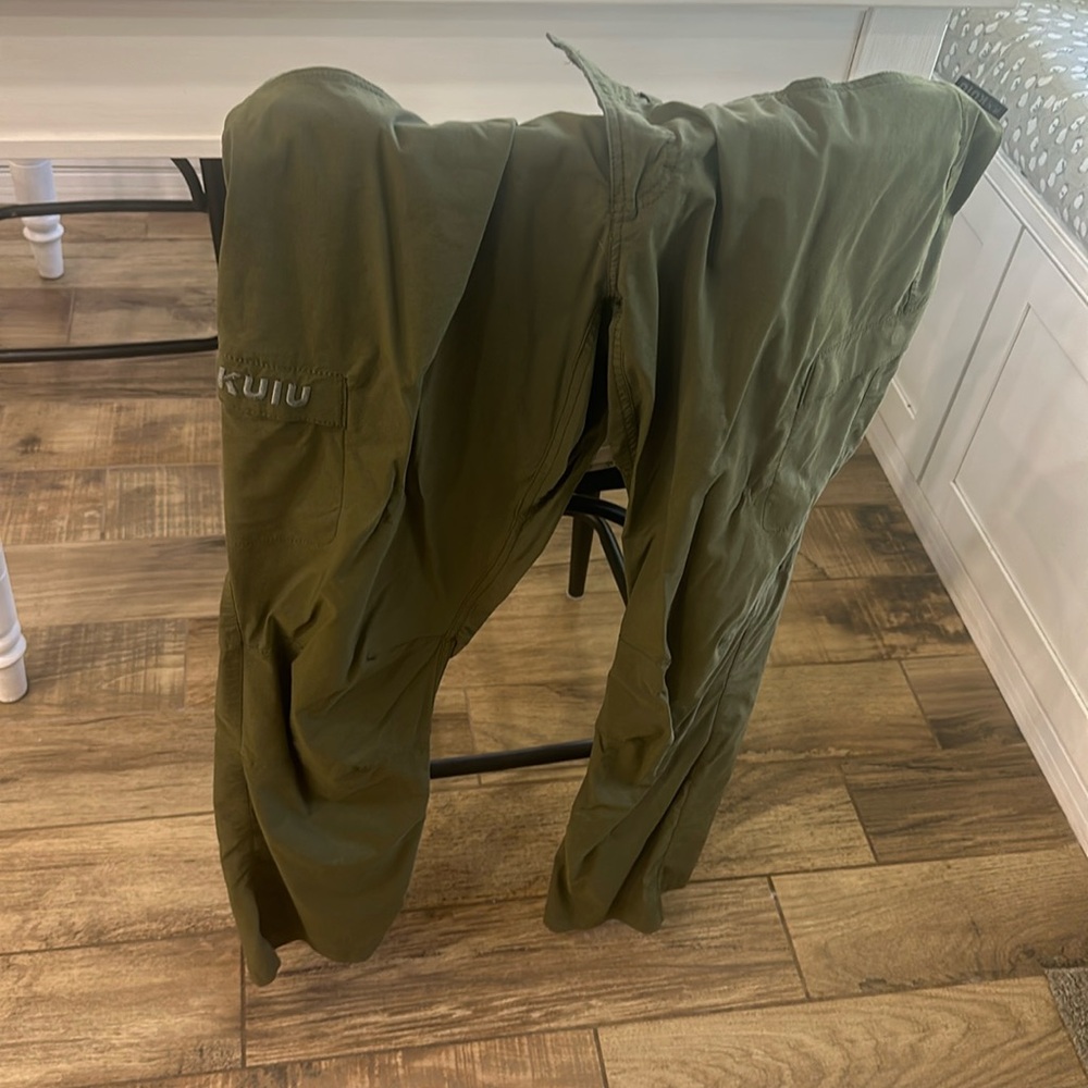 Kuiu Tiburon pants. Color is green. Excellent condition